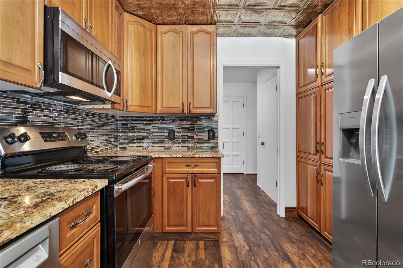 MLS Image #9 for 1550 s oakland street,aurora, Colorado