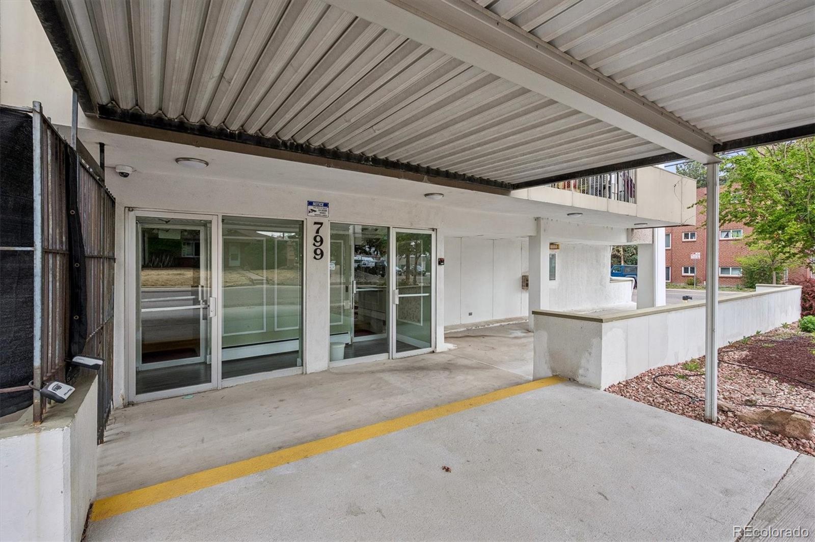 MLS Image #1 for 799  dahlia street 601,denver, Colorado