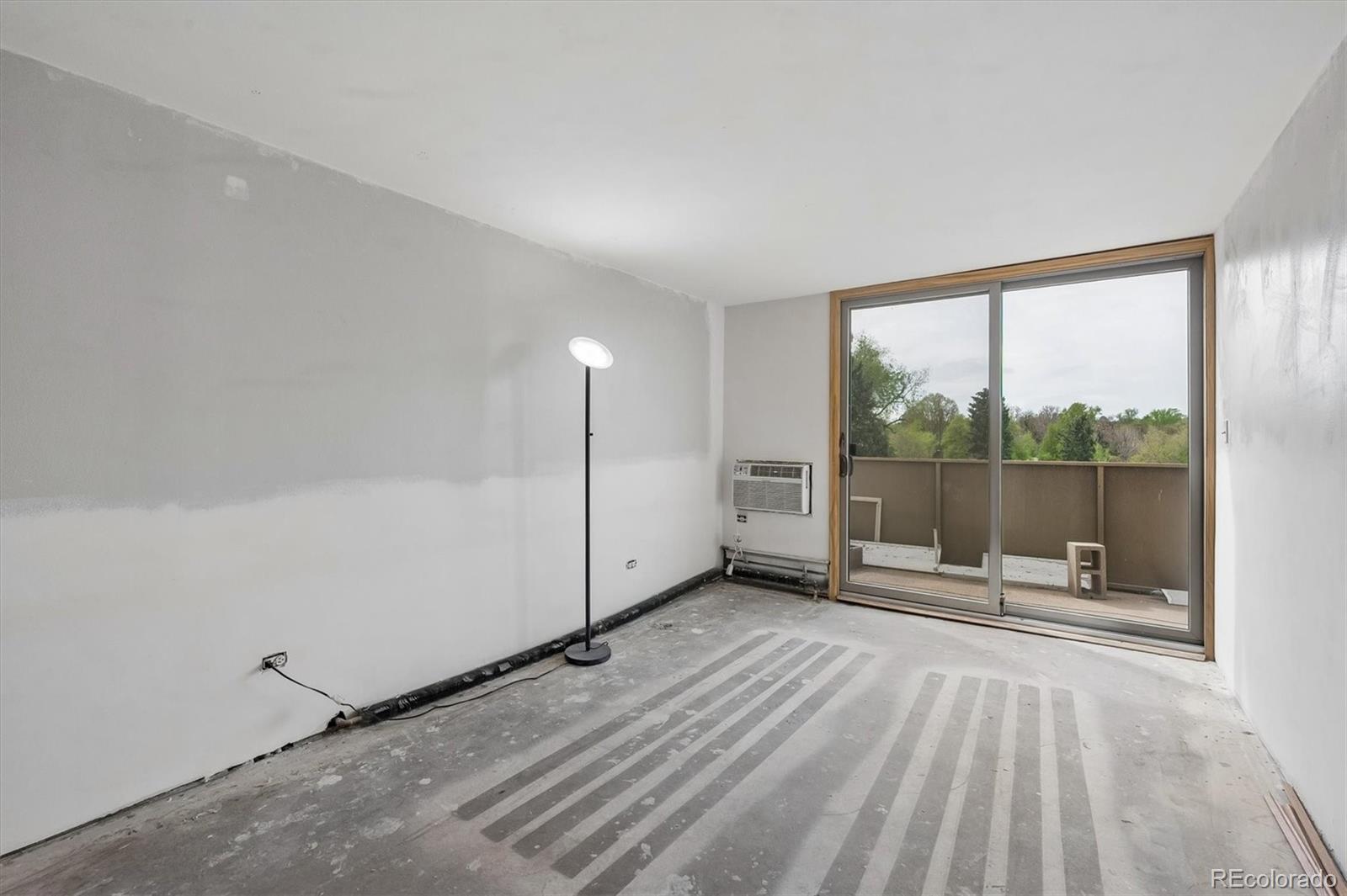 MLS Image #14 for 799  dahlia street 601,denver, Colorado