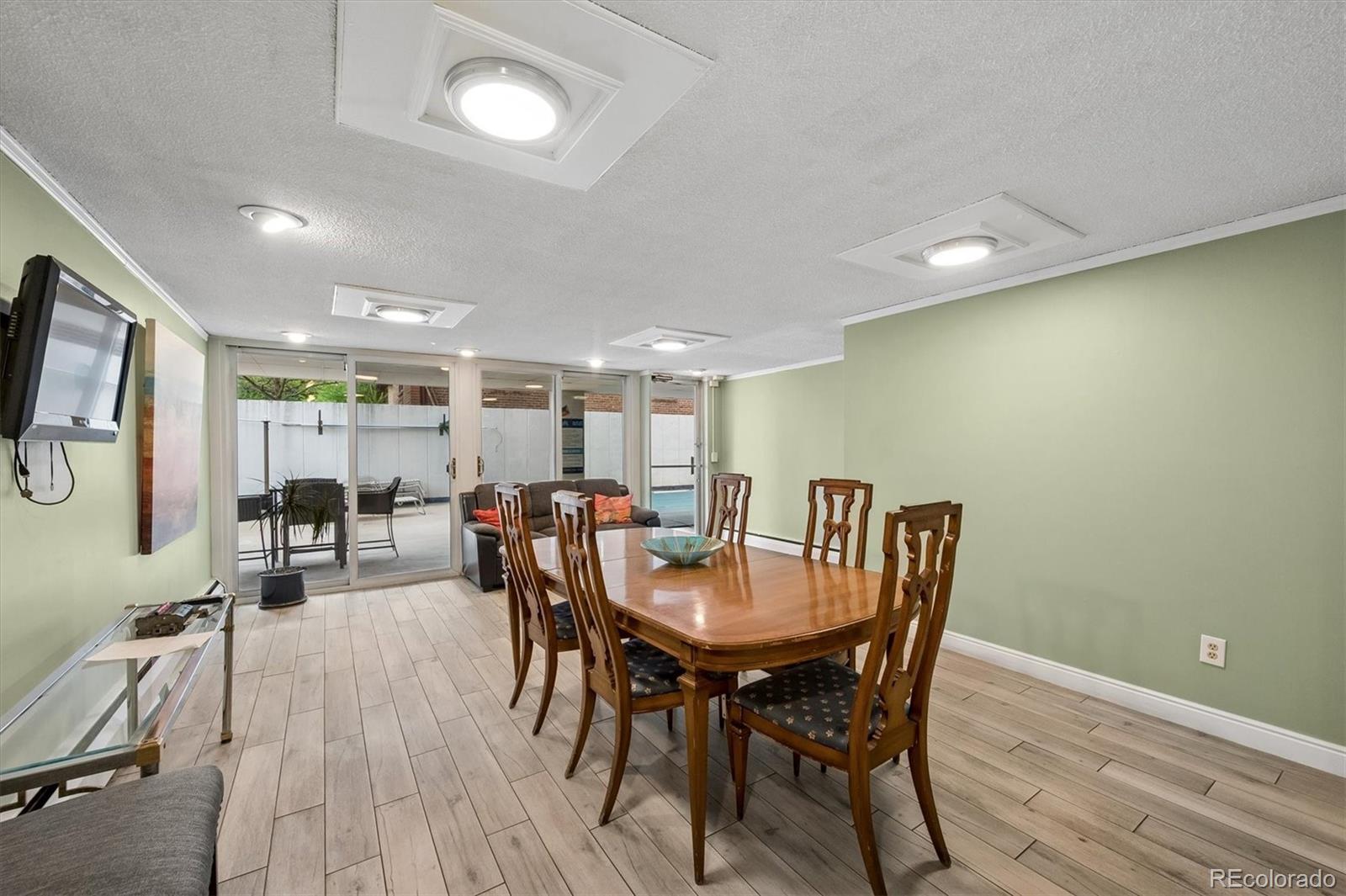 MLS Image #2 for 799  dahlia street 601,denver, Colorado