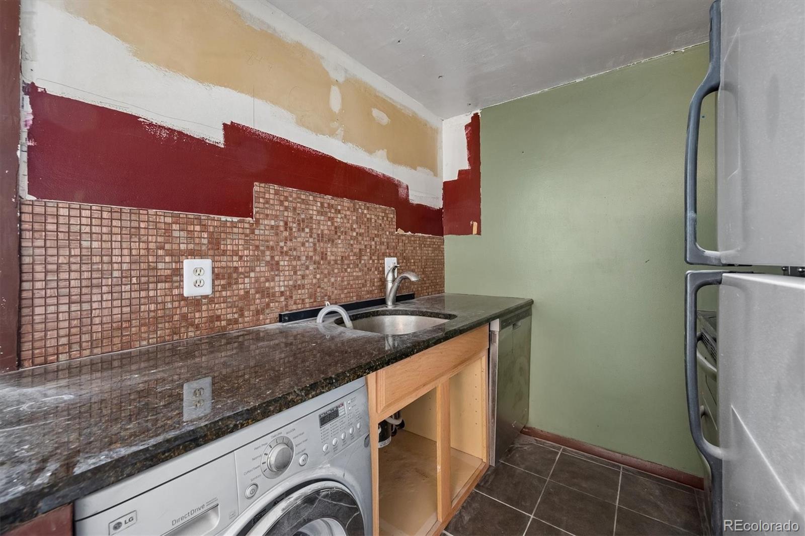 MLS Image #6 for 799  dahlia street 601,denver, Colorado