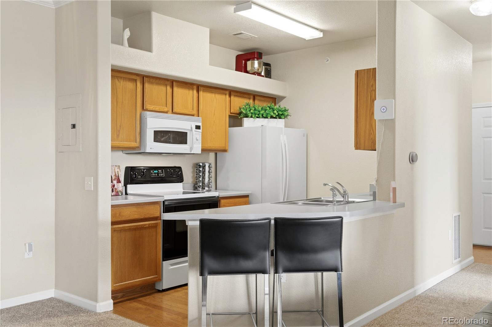 MLS Image #4 for 18939 e warren circle e302,aurora, Colorado