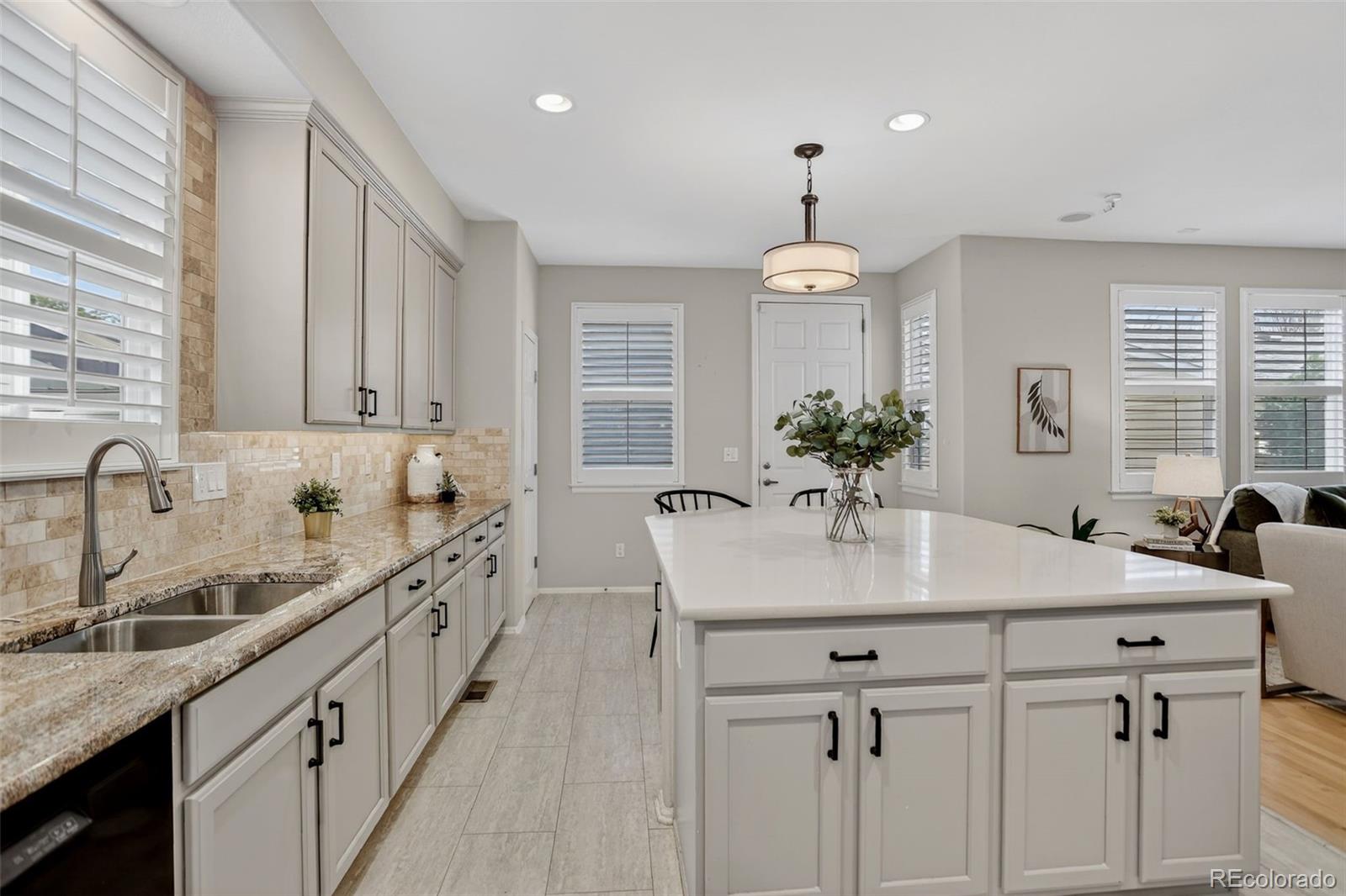 MLS Image #7 for 2958  florence street,denver, Colorado