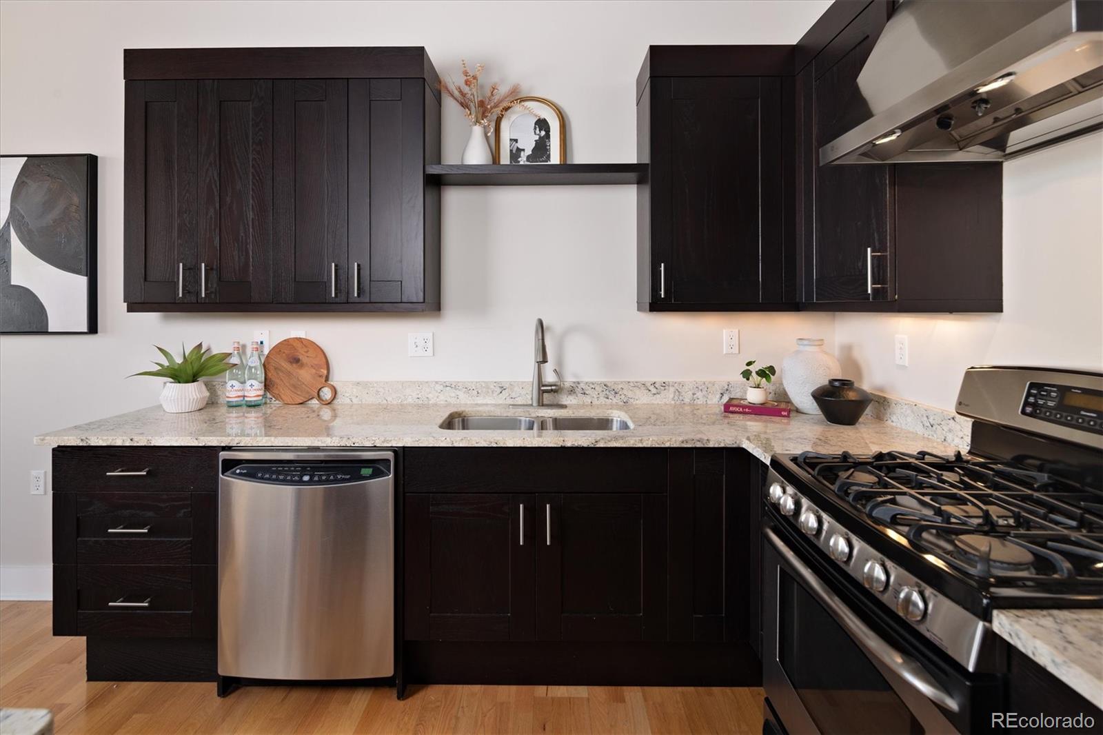 MLS Image #15 for 2210  blake street 209,denver, Colorado