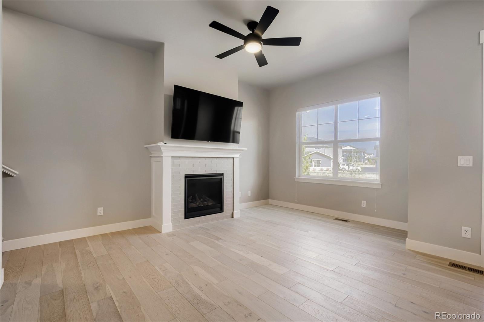 MLS Image #6 for 4171  greenhorn drive,loveland, Colorado