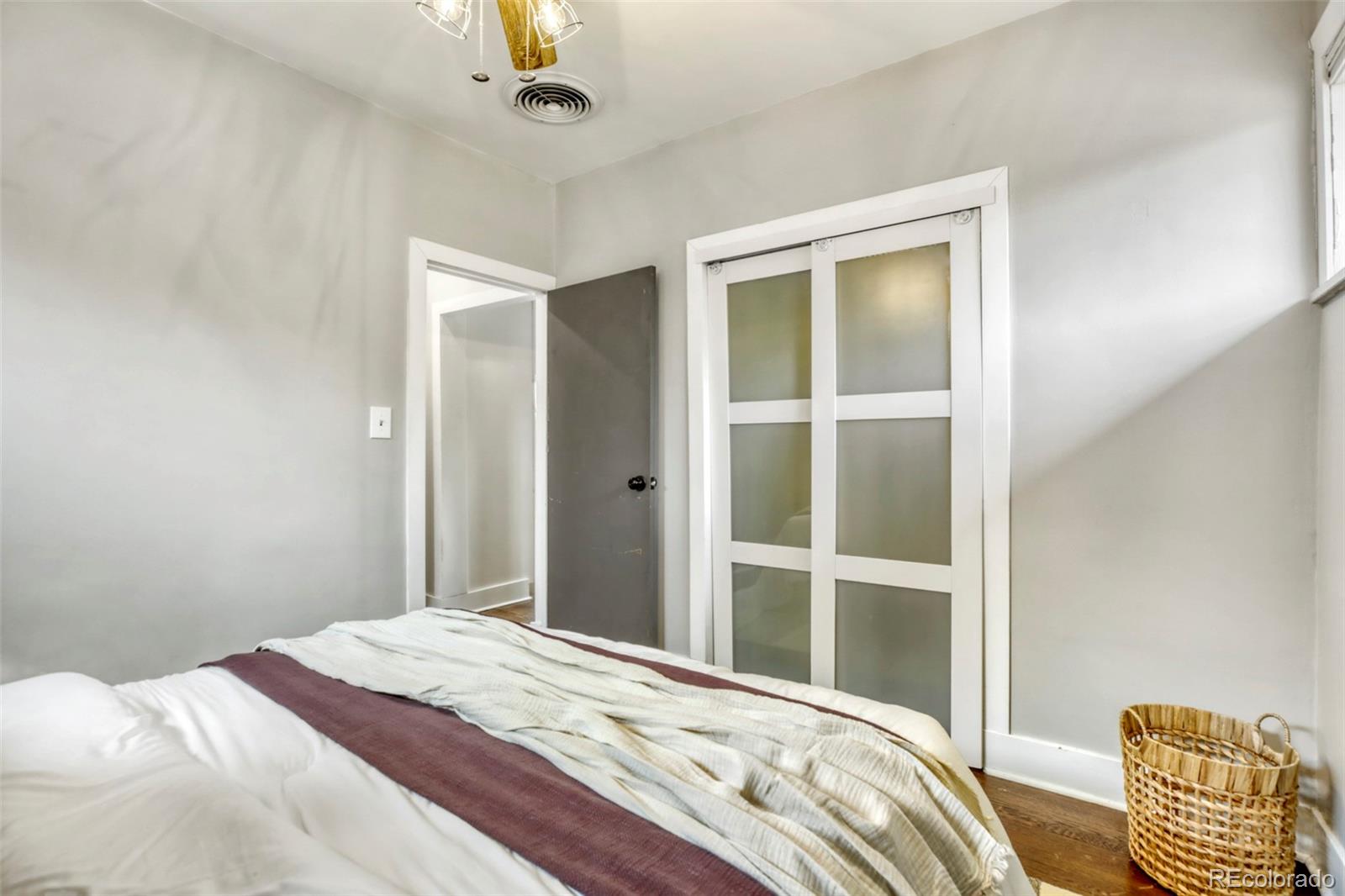 MLS Image #13 for 2950 w 39th avenue,denver, Colorado