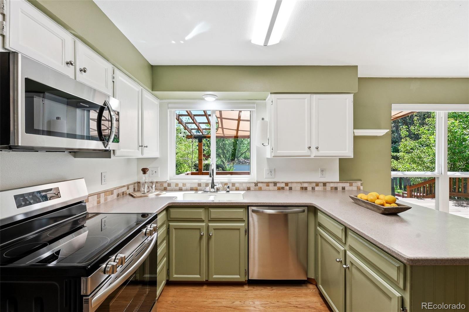 MLS Image #13 for 206  defrance way,golden, Colorado