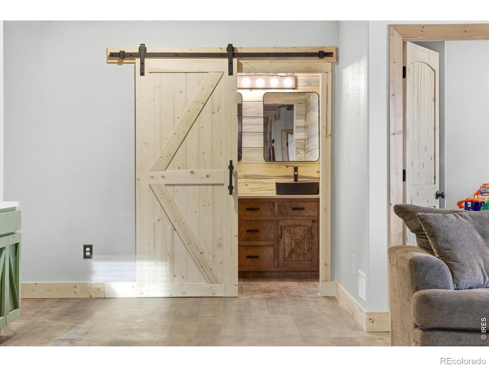 MLS Image #30 for 13856  county road 36 ,platteville, Colorado