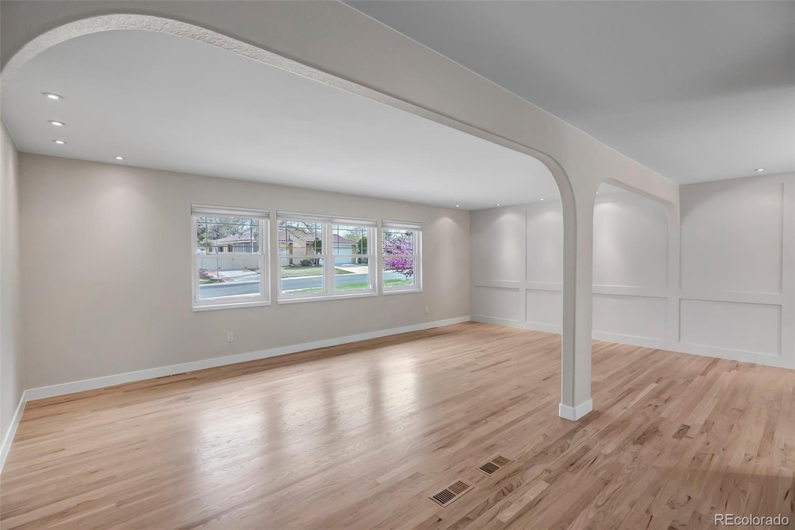 MLS Image #12 for 3608 s newport way,denver, Colorado