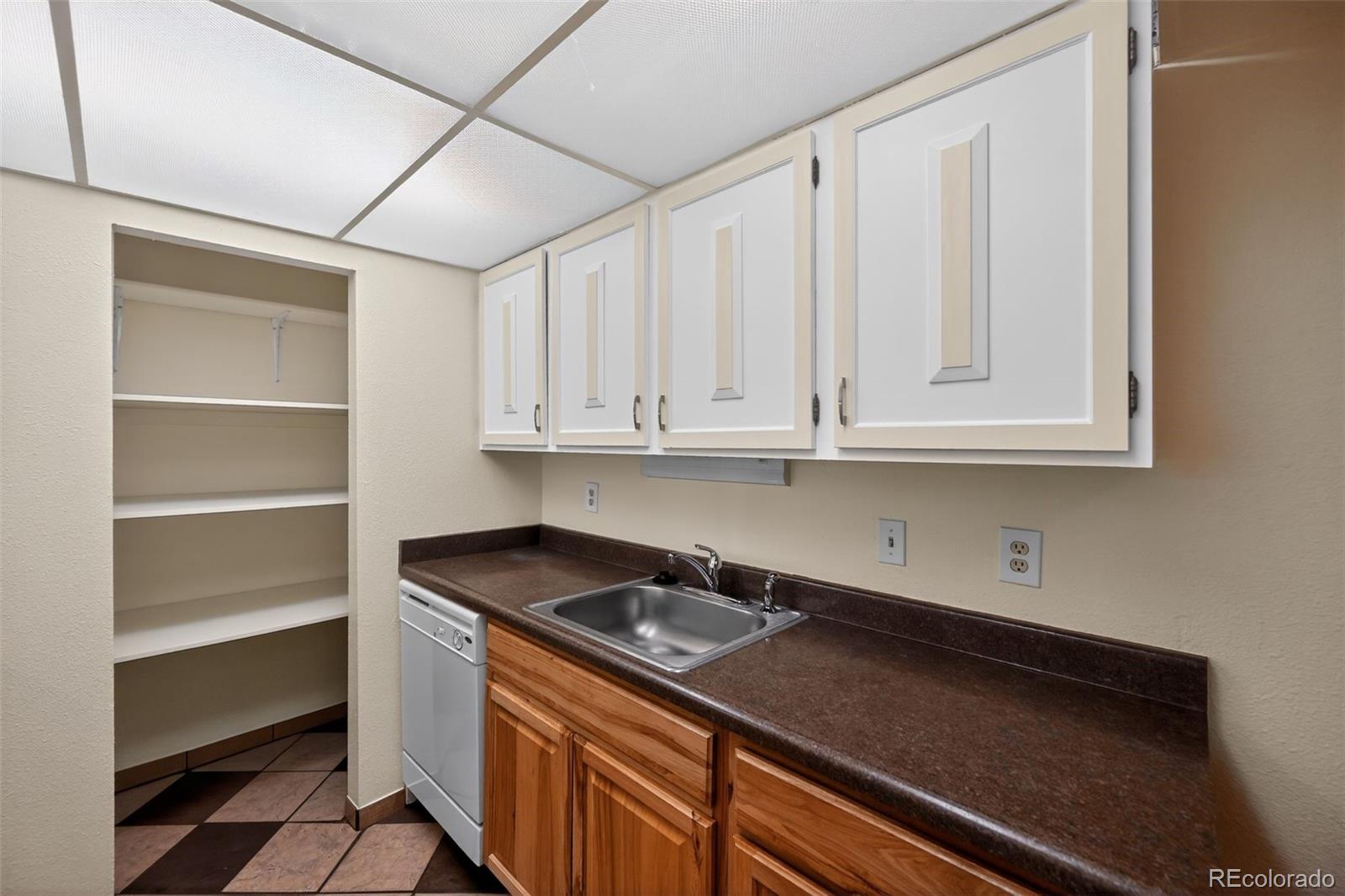 MLS Image #11 for 1350  golden circle 211,golden, Colorado
