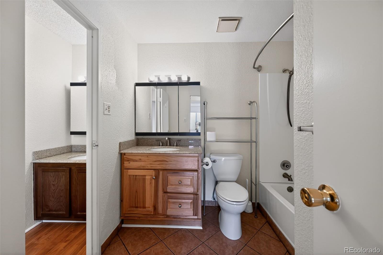 MLS Image #23 for 1350  golden circle 211,golden, Colorado