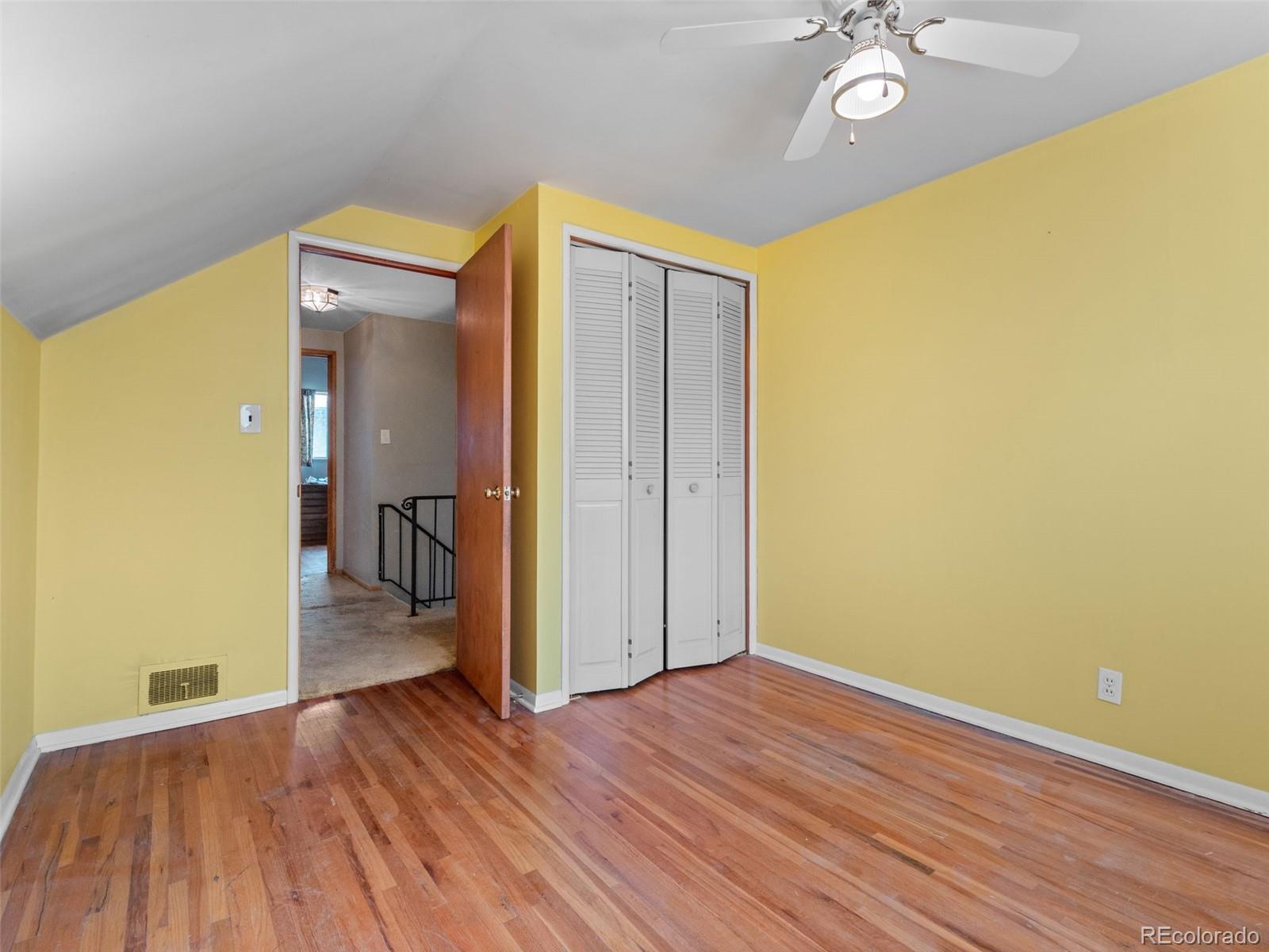 MLS Image #17 for 275 s ivy street,denver, Colorado