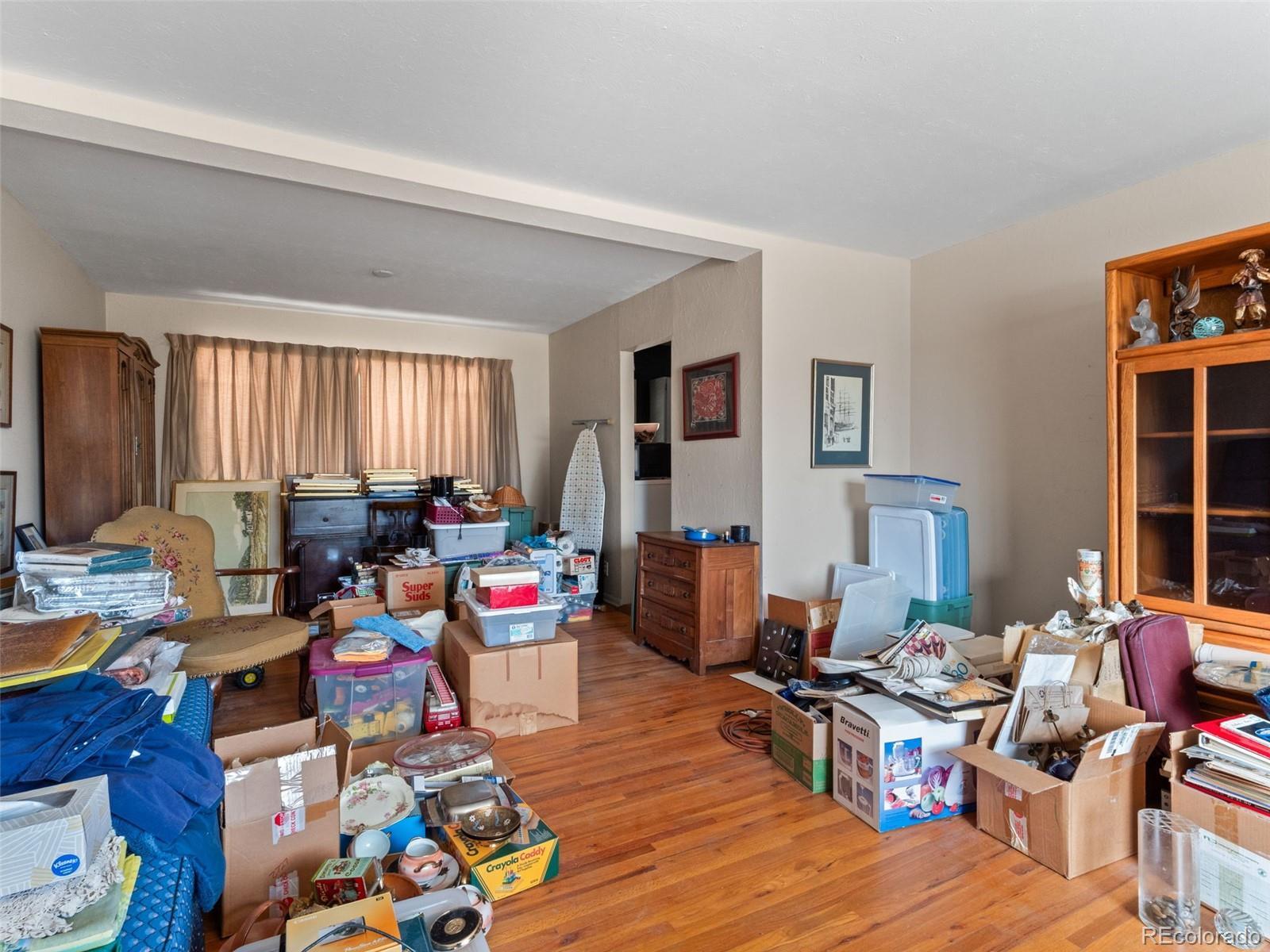 MLS Image #5 for 275 s ivy street,denver, Colorado