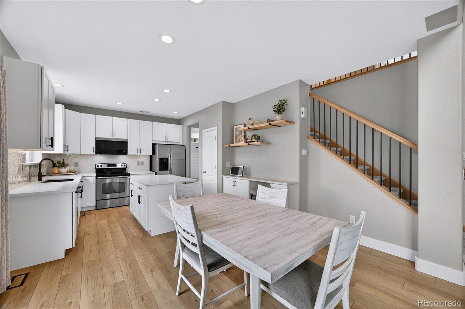MLS Image #19 for 196 n millbrook street,aurora, Colorado