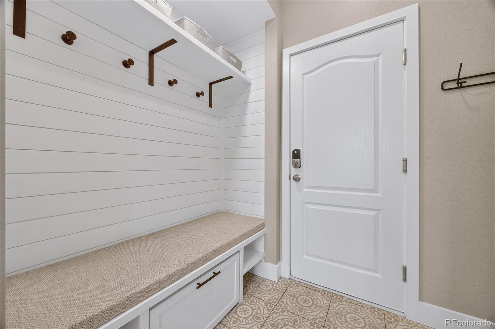 MLS Image #5 for 196 n millbrook street,aurora, Colorado