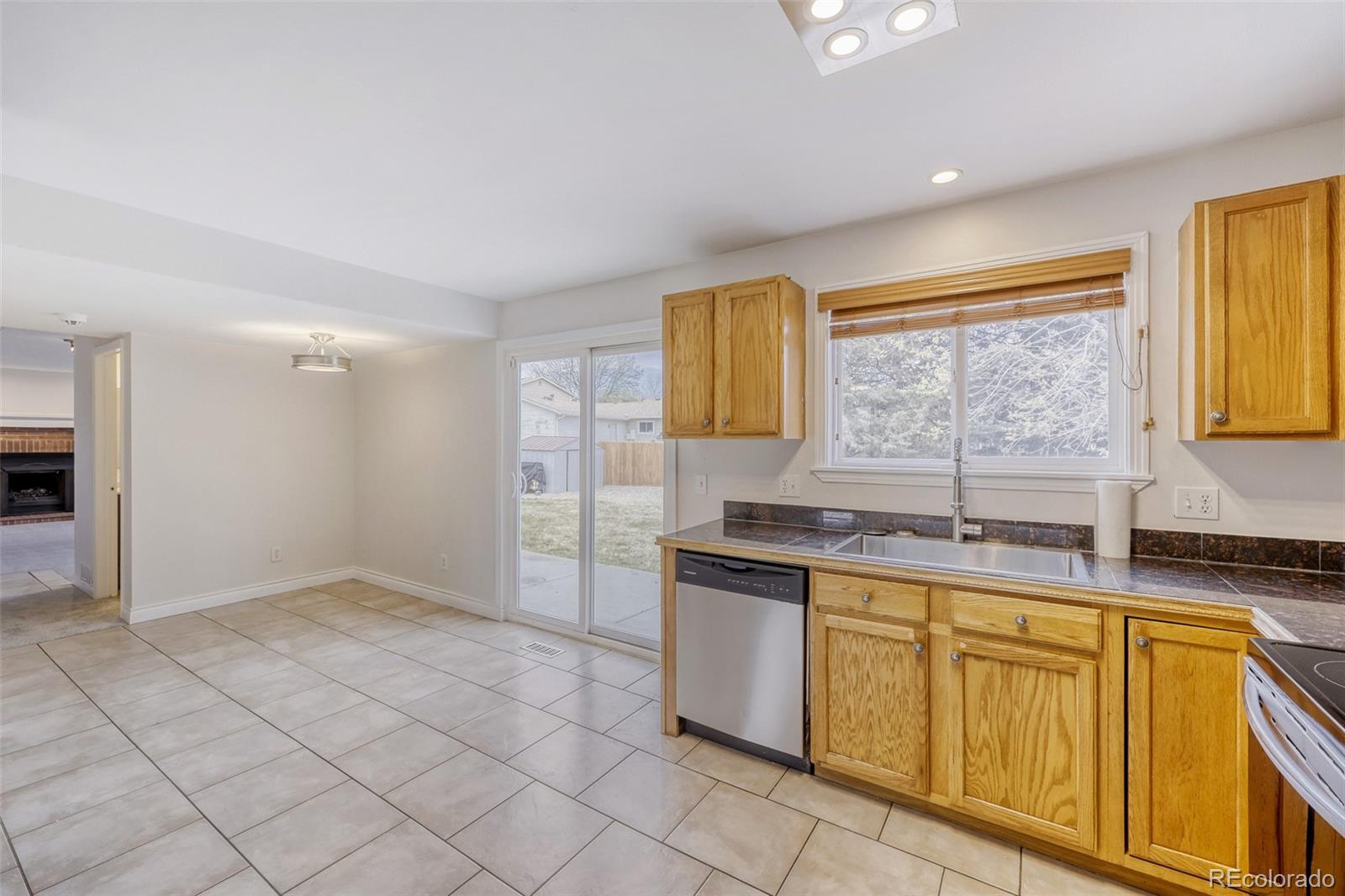 MLS Image #14 for 9295  clermont drive,thornton, Colorado