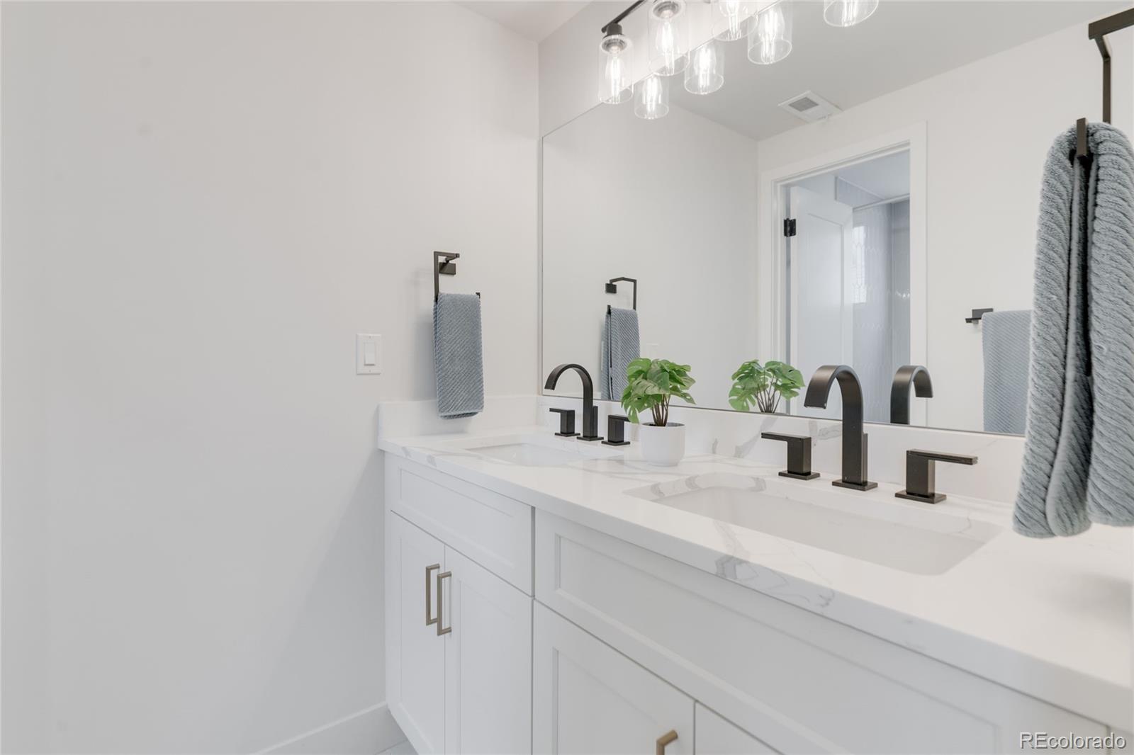 MLS Image #25 for 1135 e virginia avenue,denver, Colorado