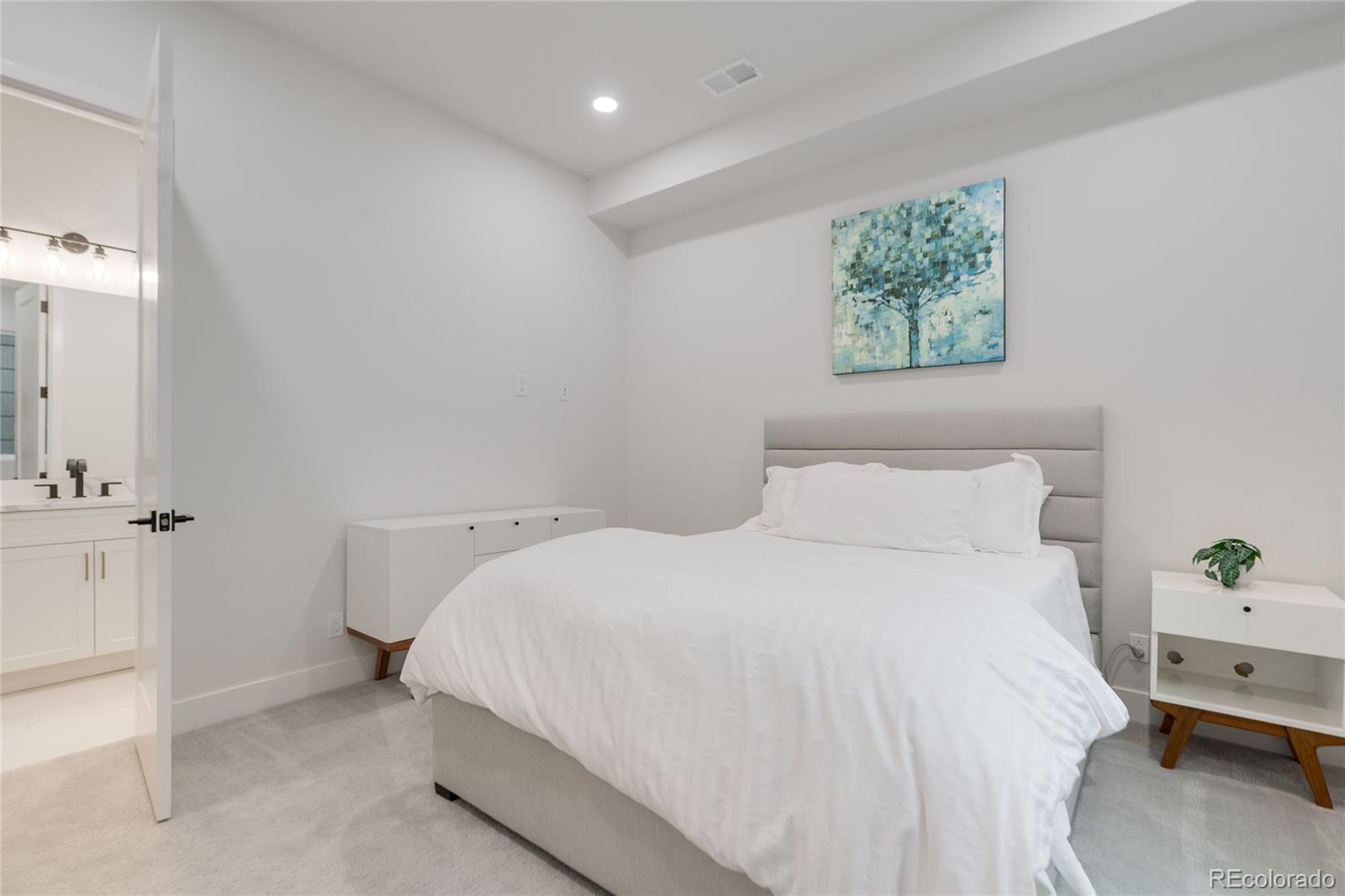 MLS Image #31 for 1135 e virginia avenue,denver, Colorado