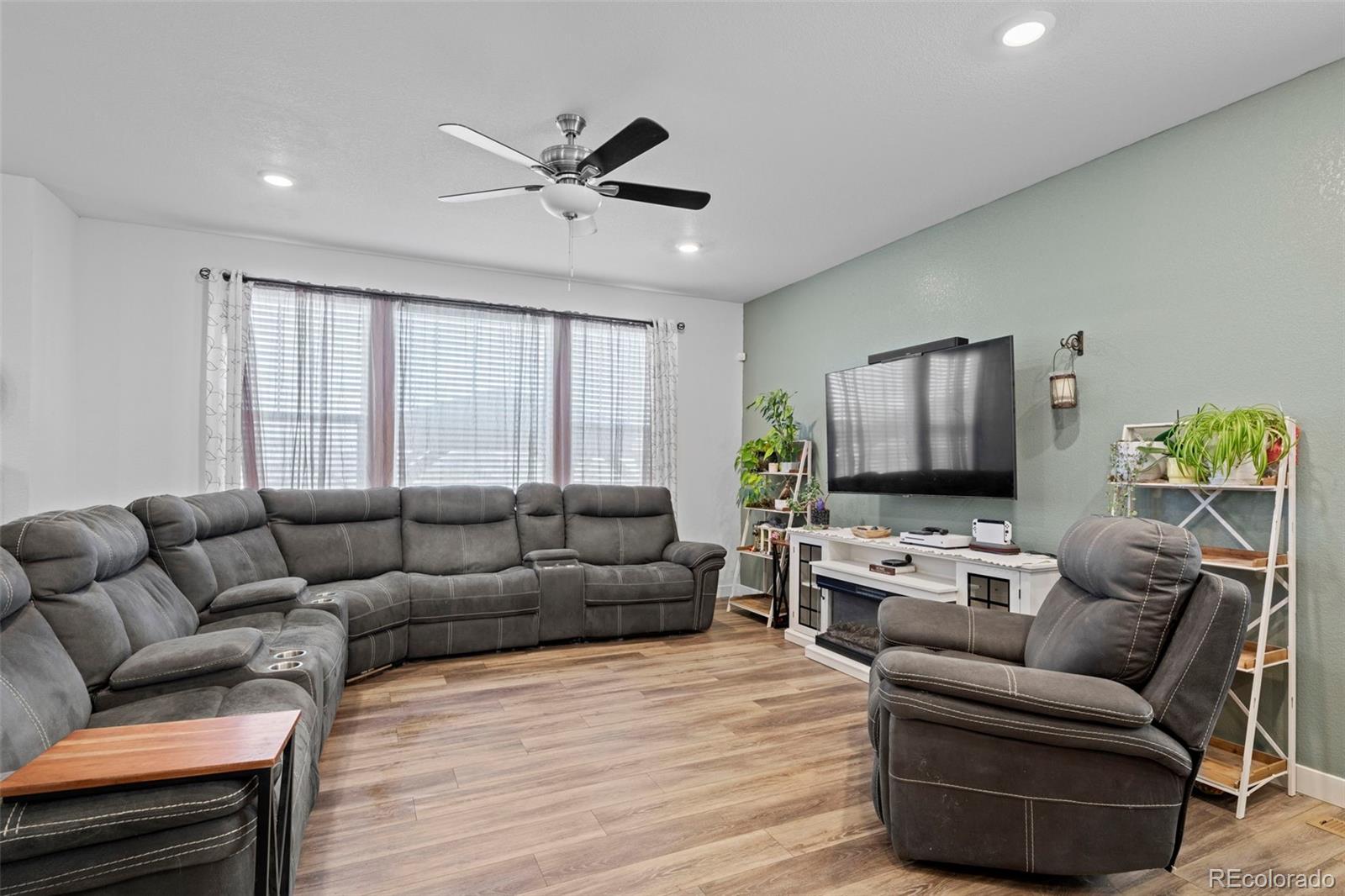 MLS Image #2 for 5218  inland avenue,firestone, Colorado