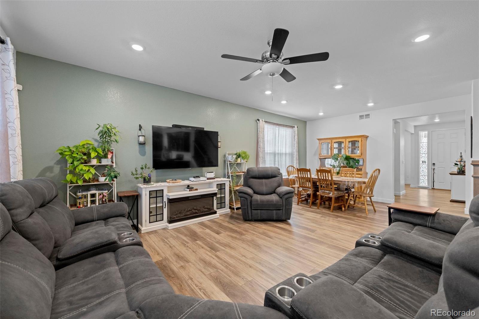 MLS Image #3 for 5218  inland avenue,firestone, Colorado