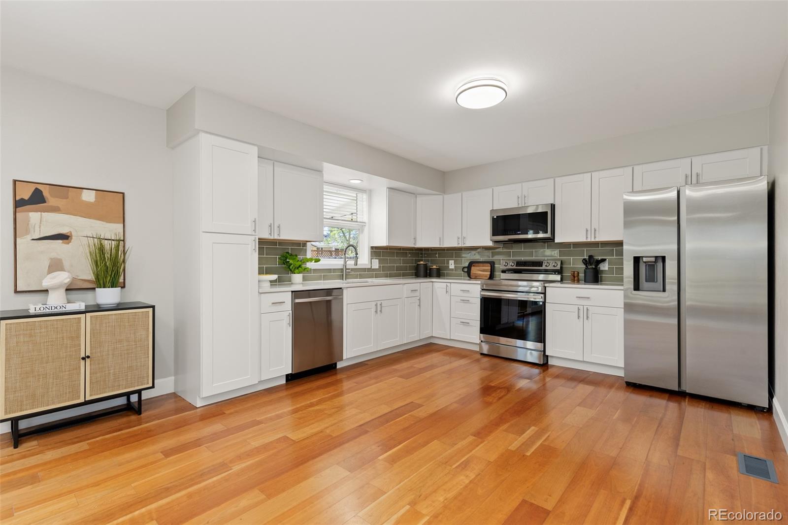 MLS Image #10 for 984 e 7th avenue,broomfield, Colorado