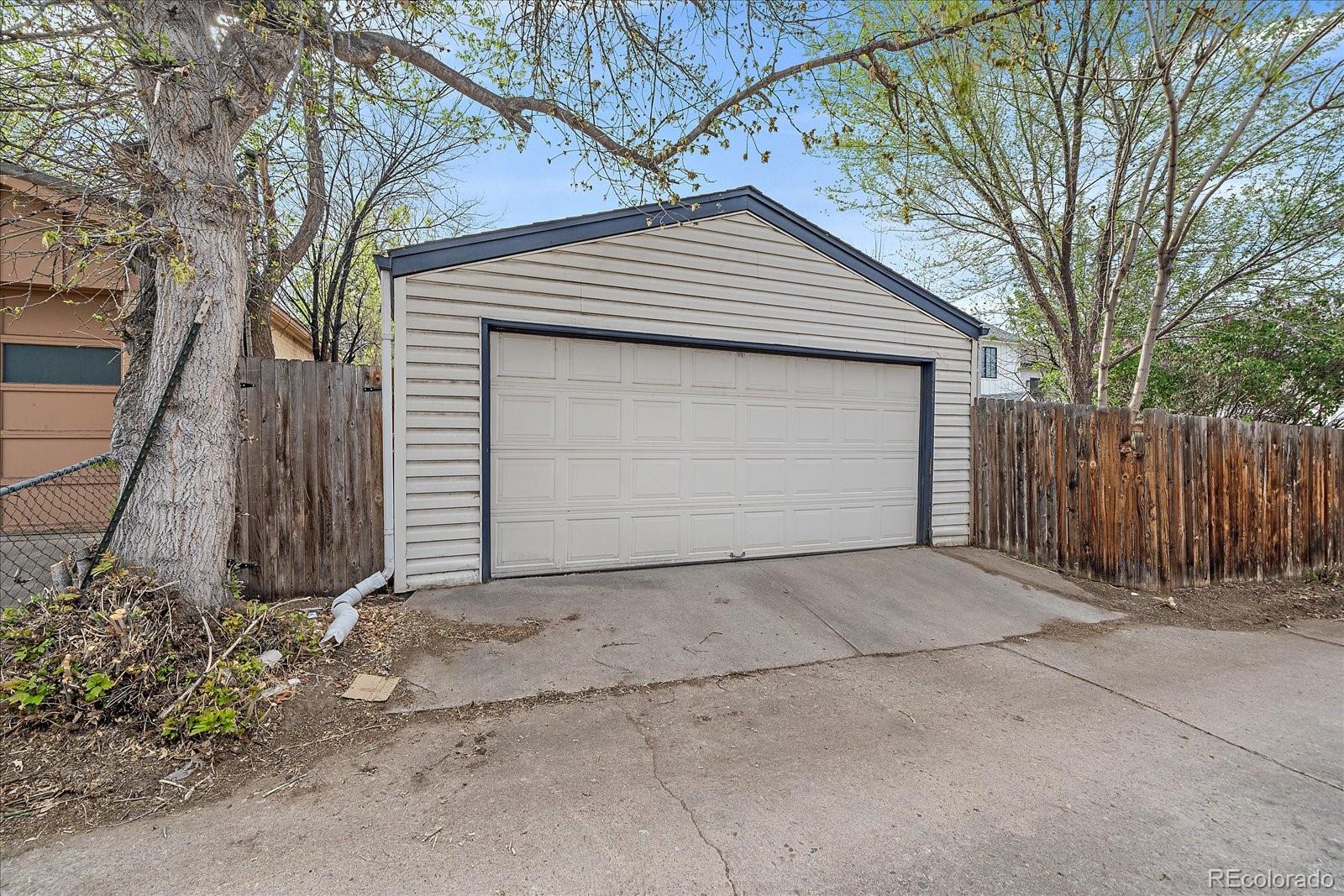 MLS Image #26 for 2076 s ogden street,denver, Colorado