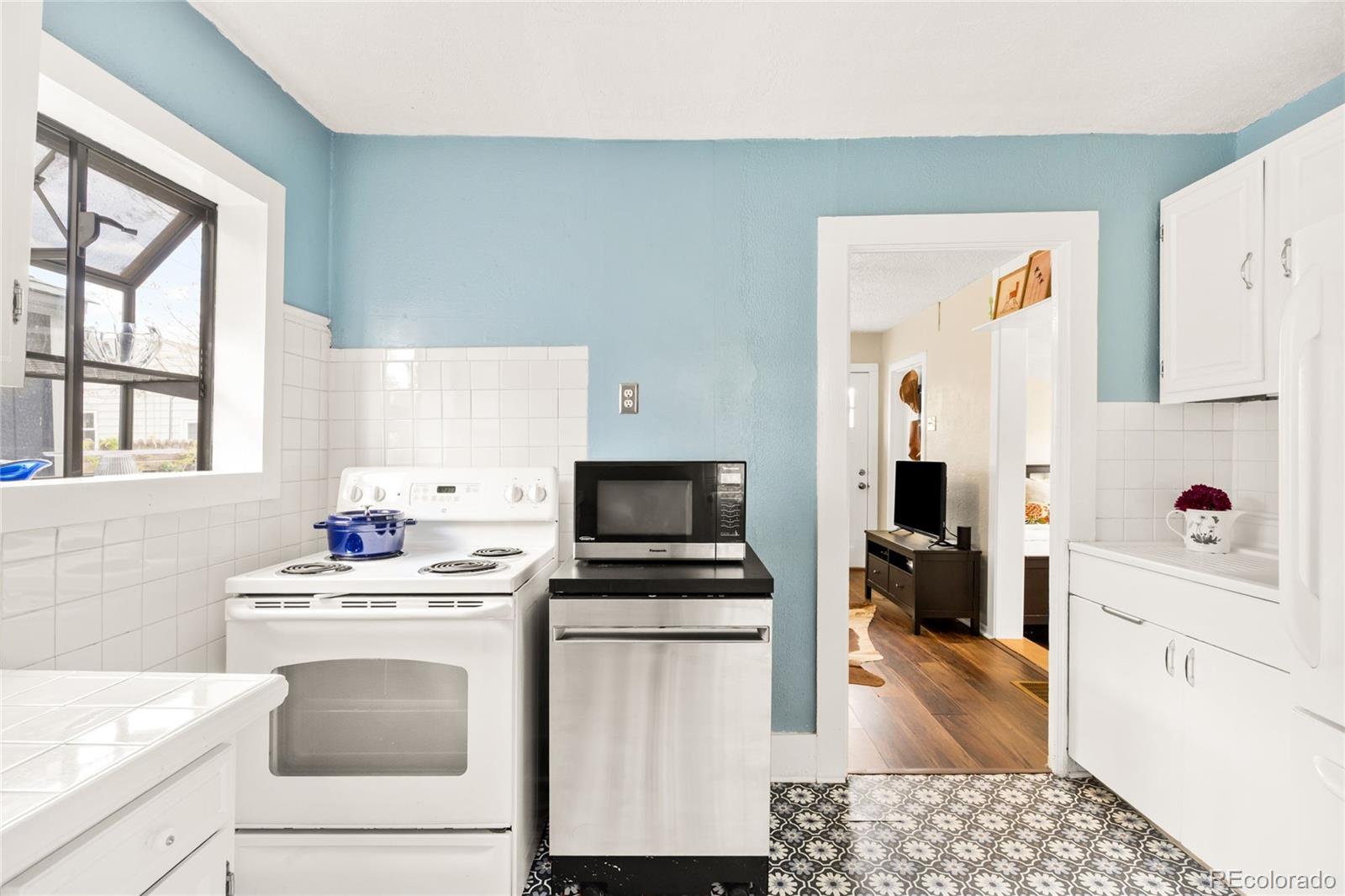 MLS Image #17 for 3923 s grant street,englewood, Colorado