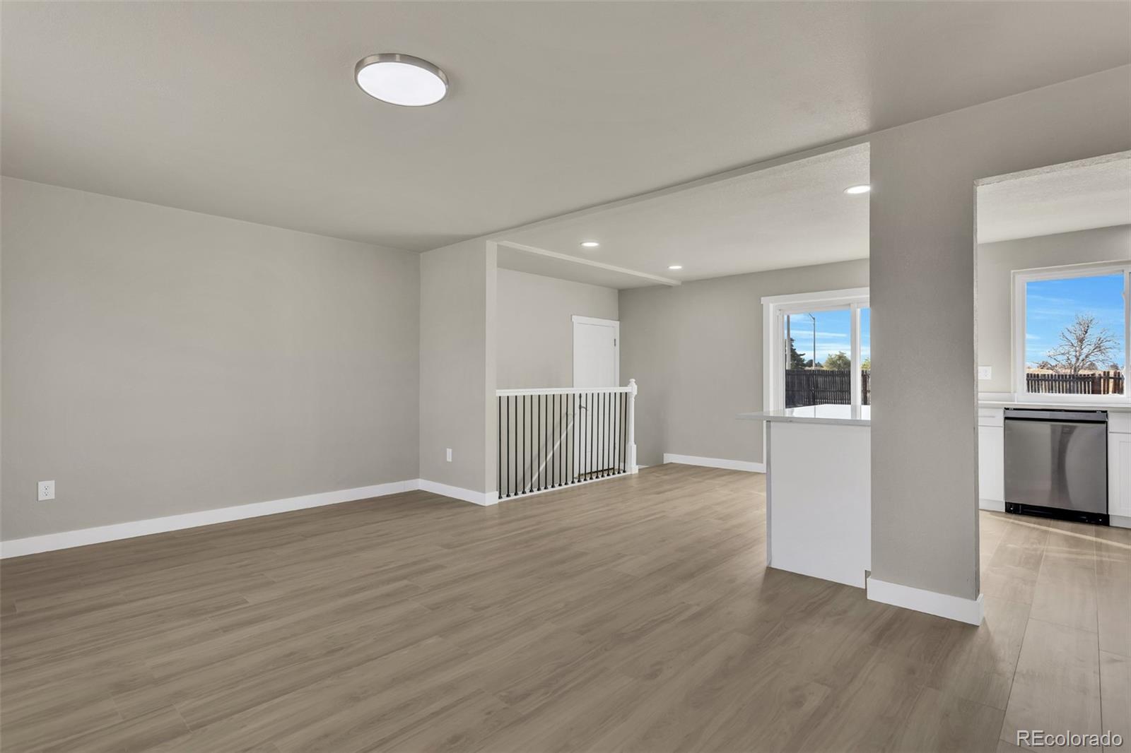 MLS Image #2 for 2787 s helena way,aurora, Colorado