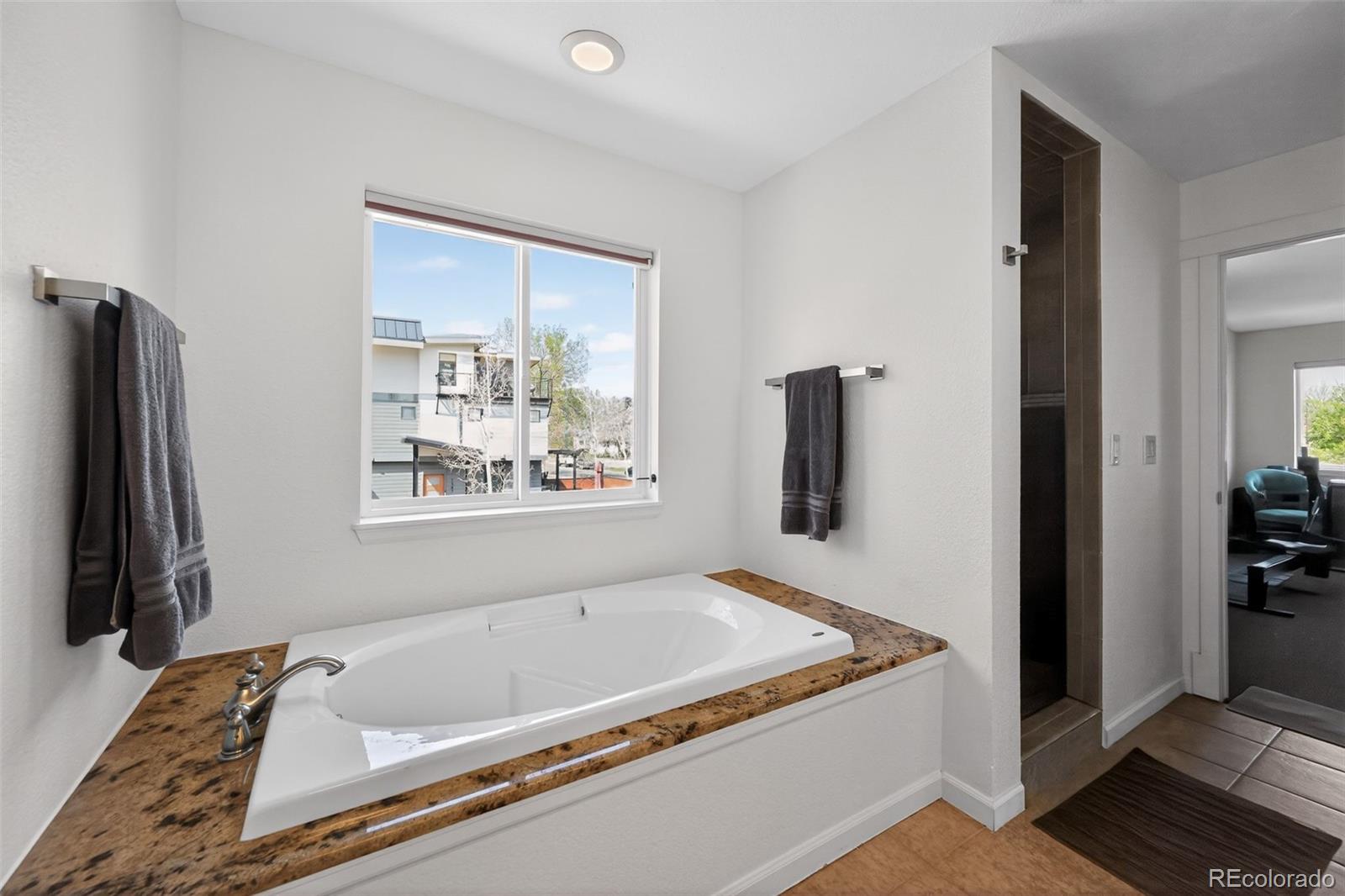 MLS Image #21 for 2401 s lafayette street,denver, Colorado