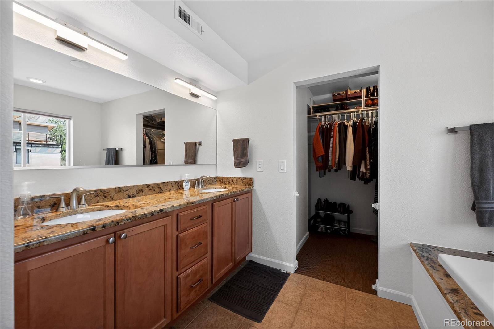 MLS Image #22 for 2401 s lafayette street,denver, Colorado