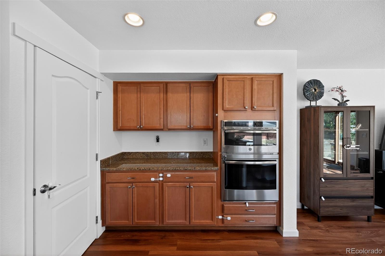 MLS Image #5 for 2401 s lafayette street,denver, Colorado