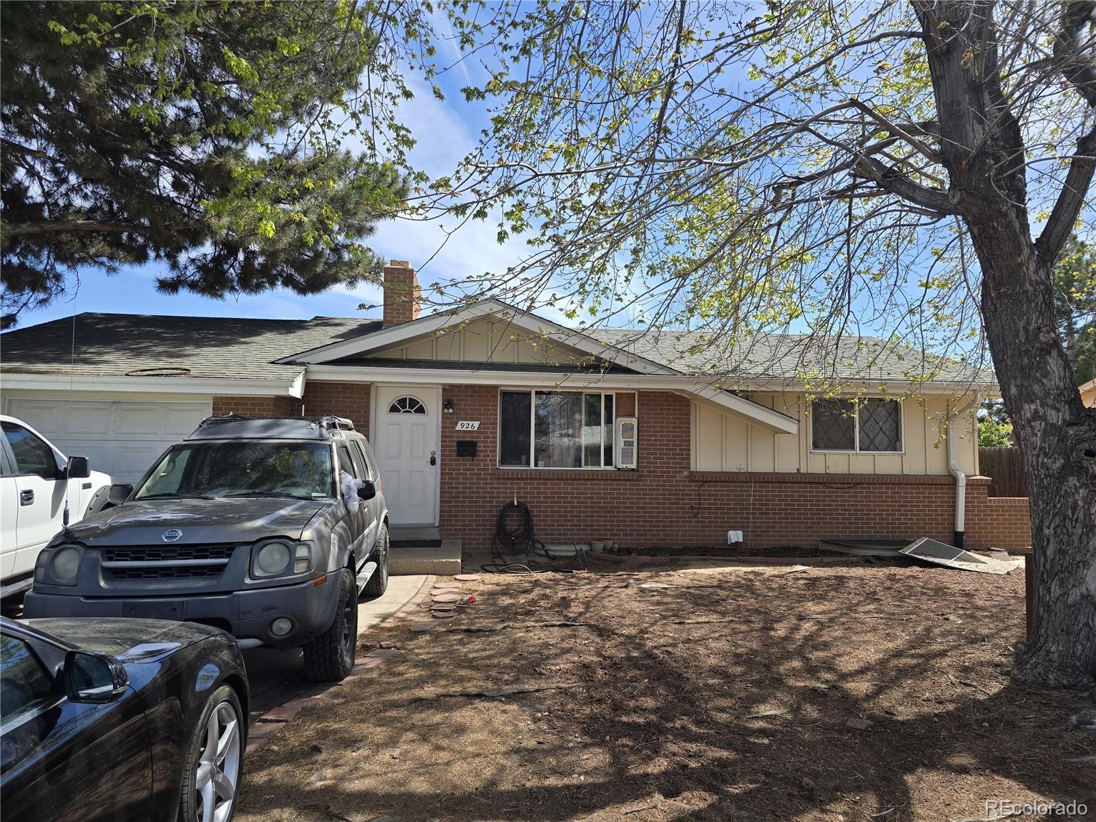 MLS Image #1 for 926  potomac court,aurora, Colorado