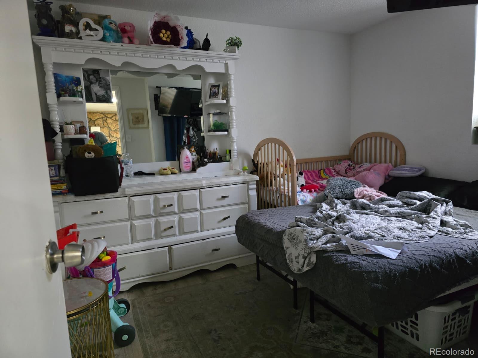 MLS Image #4 for 926  potomac court,aurora, Colorado