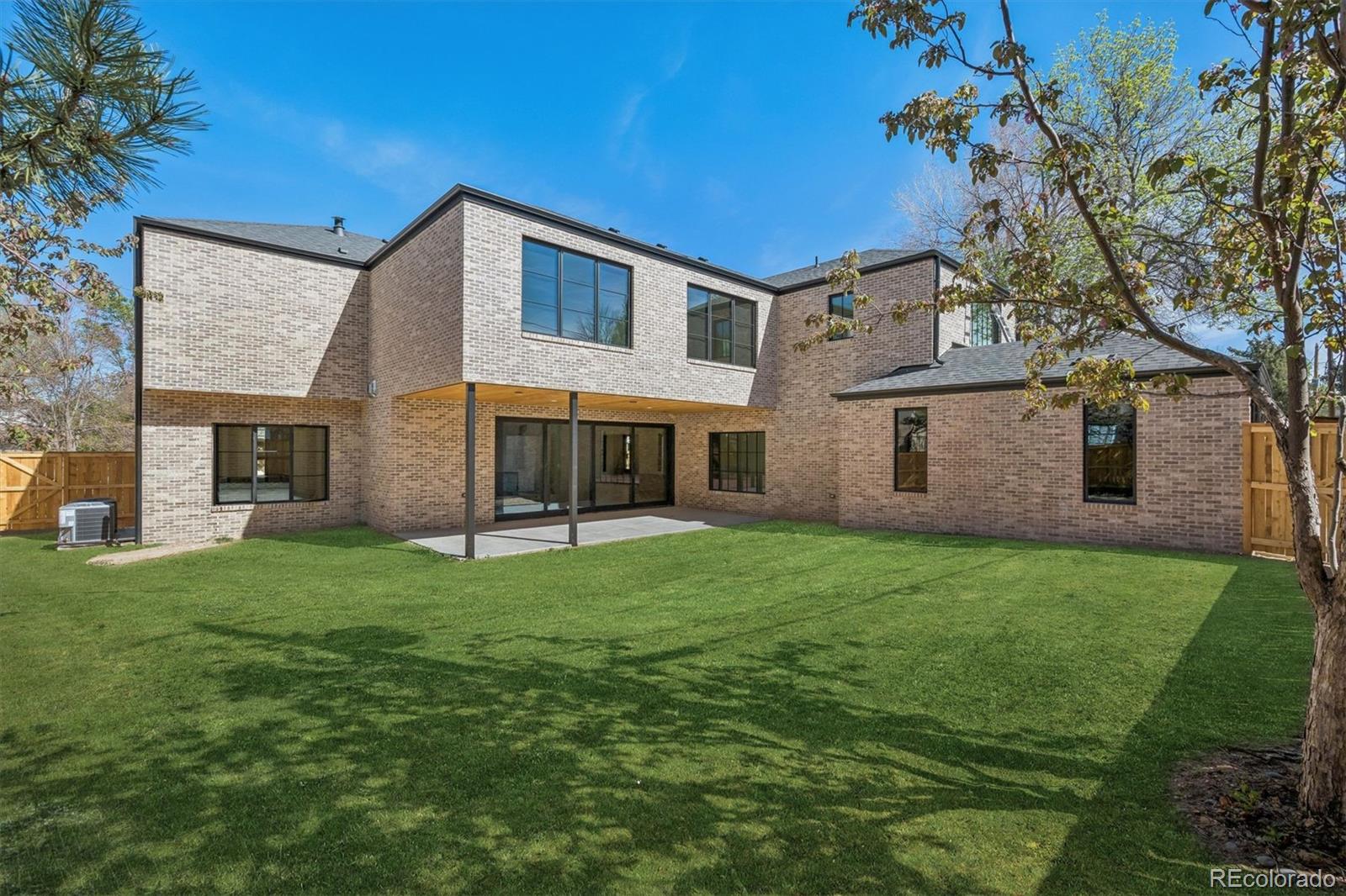 MLS Image #4 for 832 s milwaukee street,denver, Colorado
