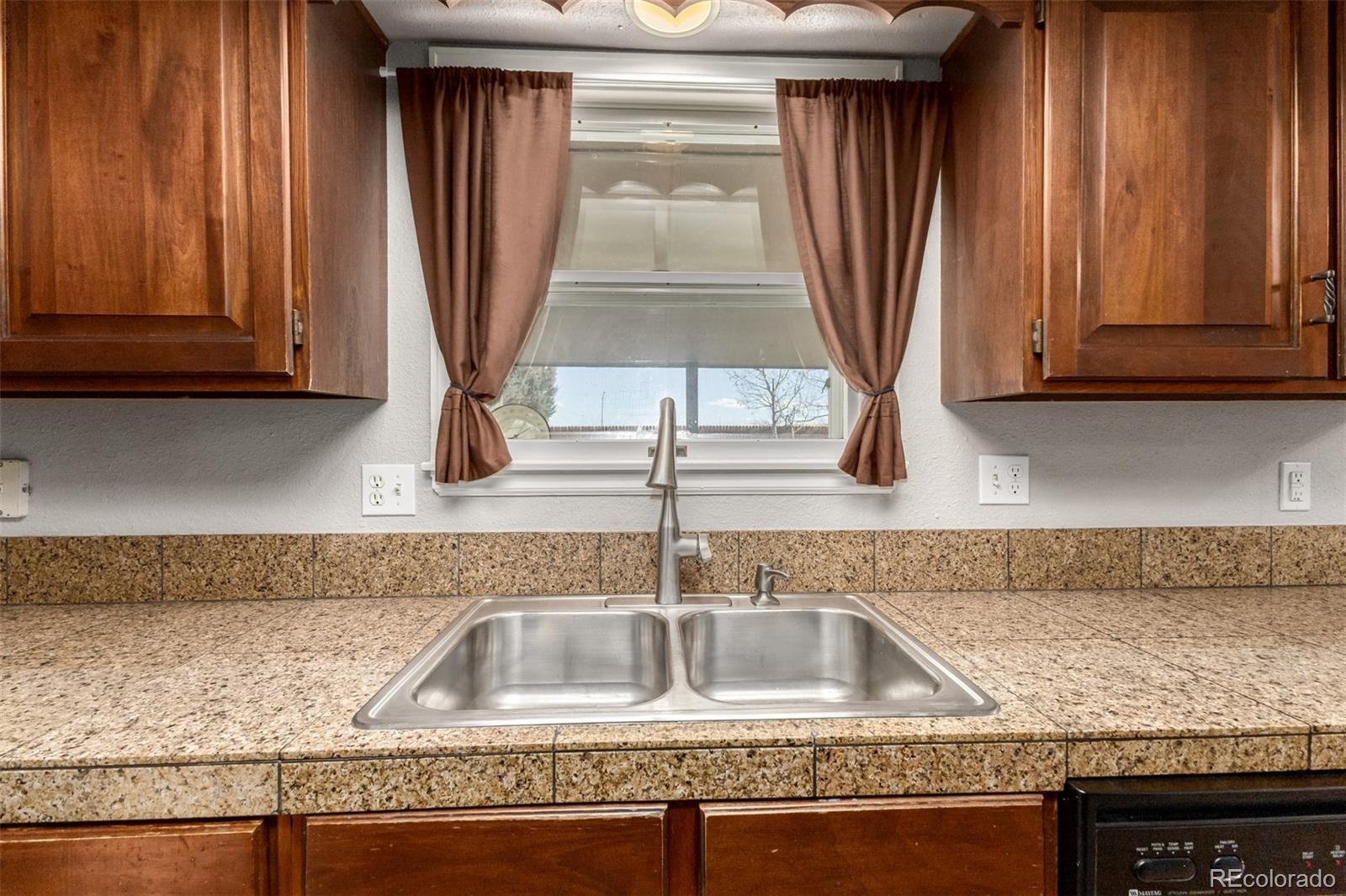 MLS Image #15 for 2552 s fairplay way,aurora, Colorado