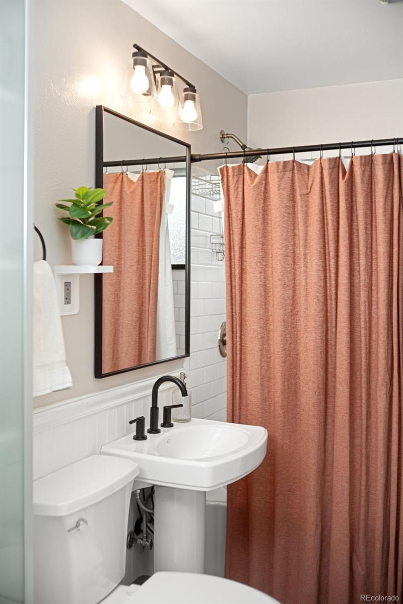 MLS Image #19 for 1465 s ivy way,denver, Colorado