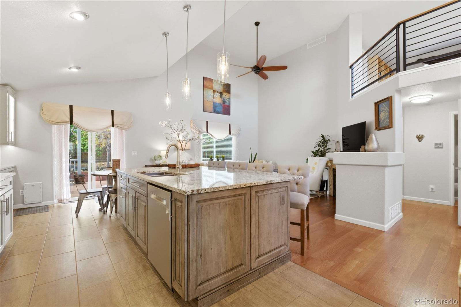 MLS Image #10 for 10671 w 54th avenue,arvada, Colorado