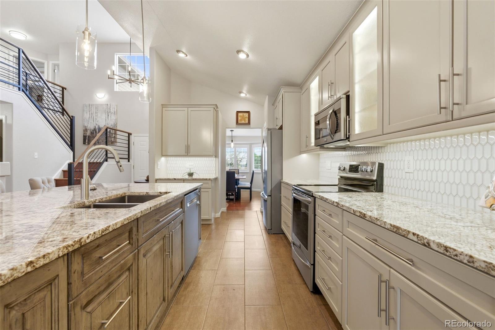 MLS Image #11 for 10671 w 54th avenue,arvada, Colorado