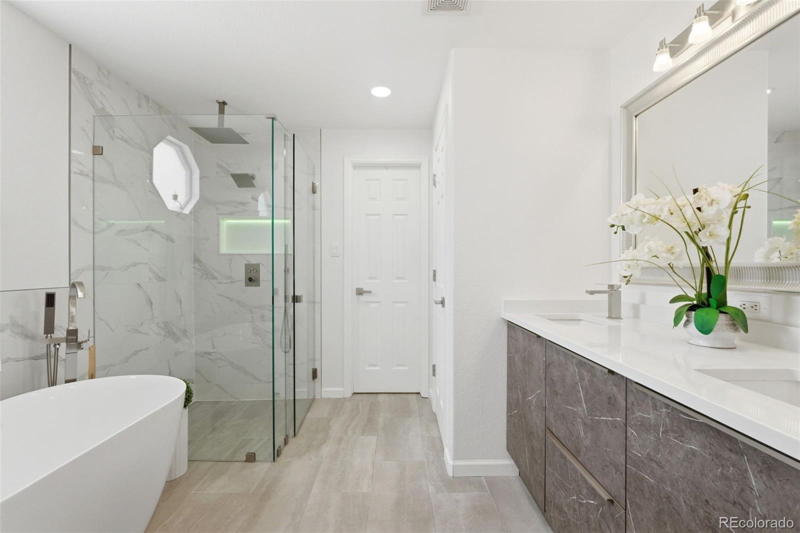 MLS Image #21 for 10671 w 54th avenue,arvada, Colorado