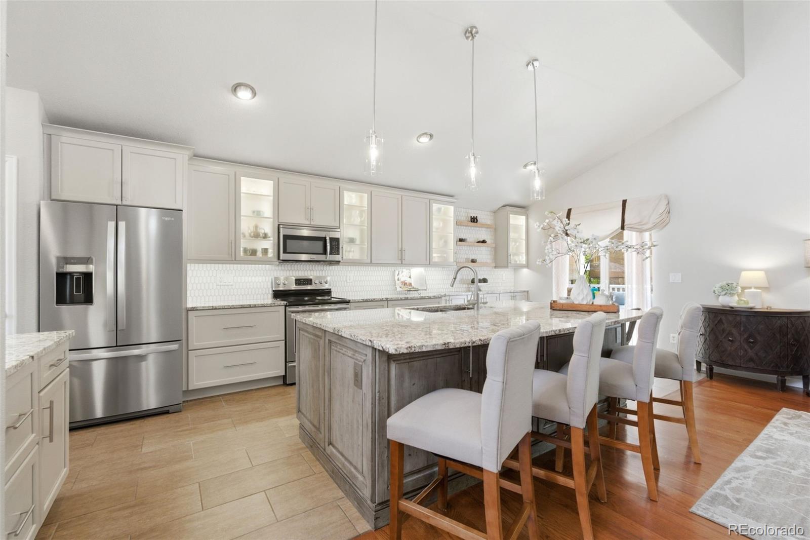 MLS Image #9 for 10671 w 54th avenue,arvada, Colorado