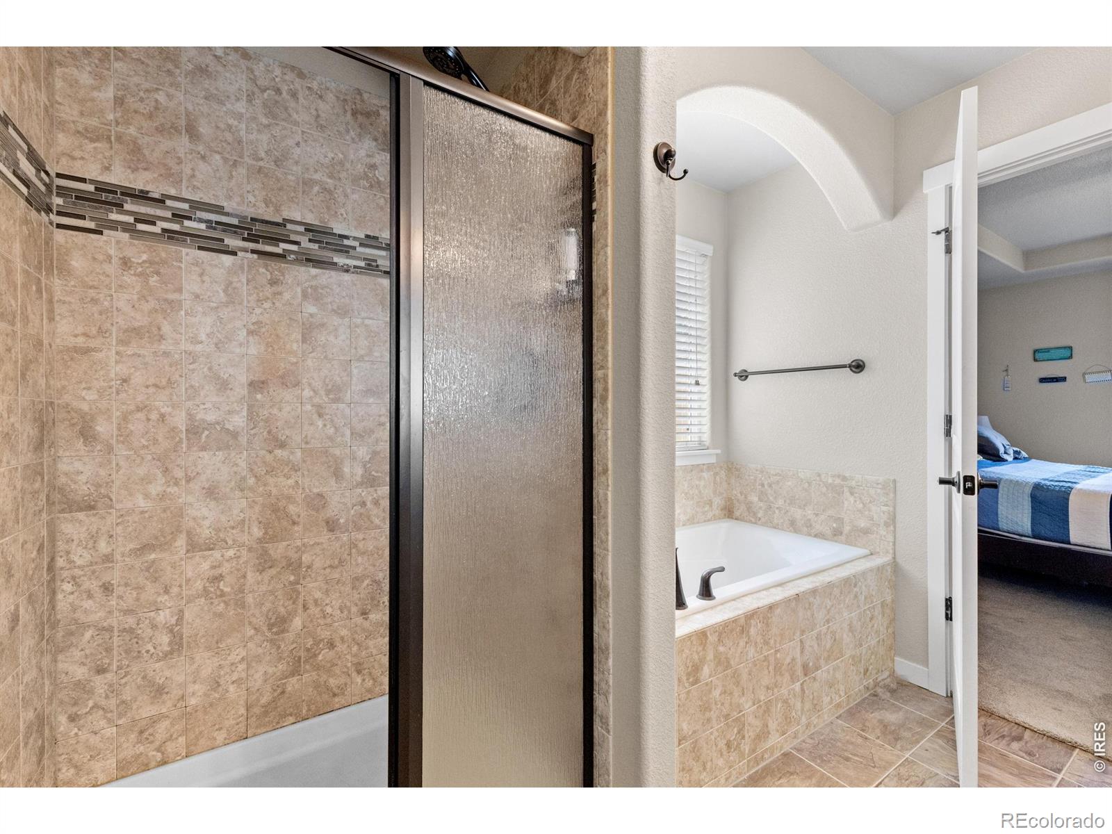 MLS Image #15 for 446  heritage lane,johnstown, Colorado