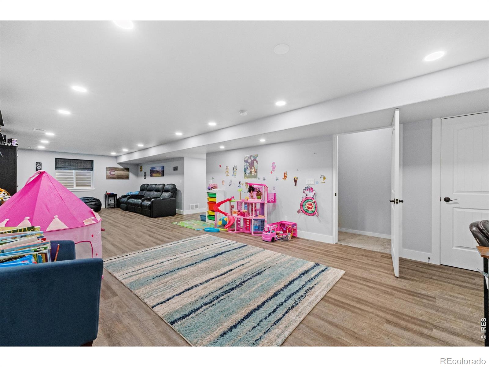 MLS Image #20 for 446  heritage lane,johnstown, Colorado