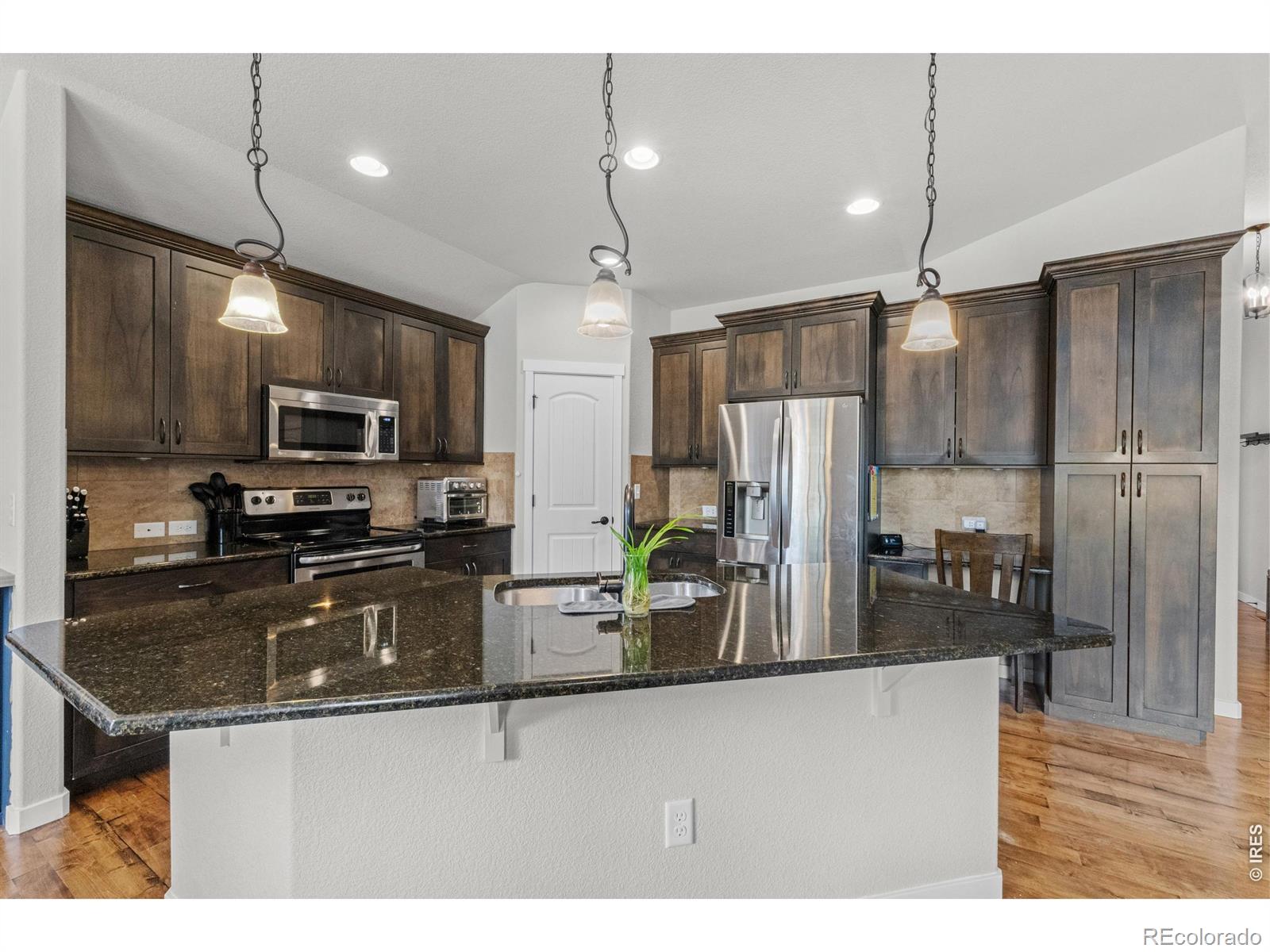 MLS Image #4 for 446  heritage lane,johnstown, Colorado