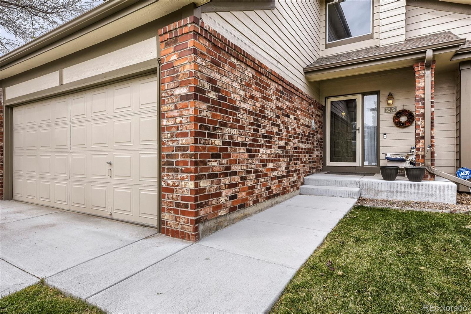 MLS Image #2 for 6225 s parfet street,littleton, Colorado