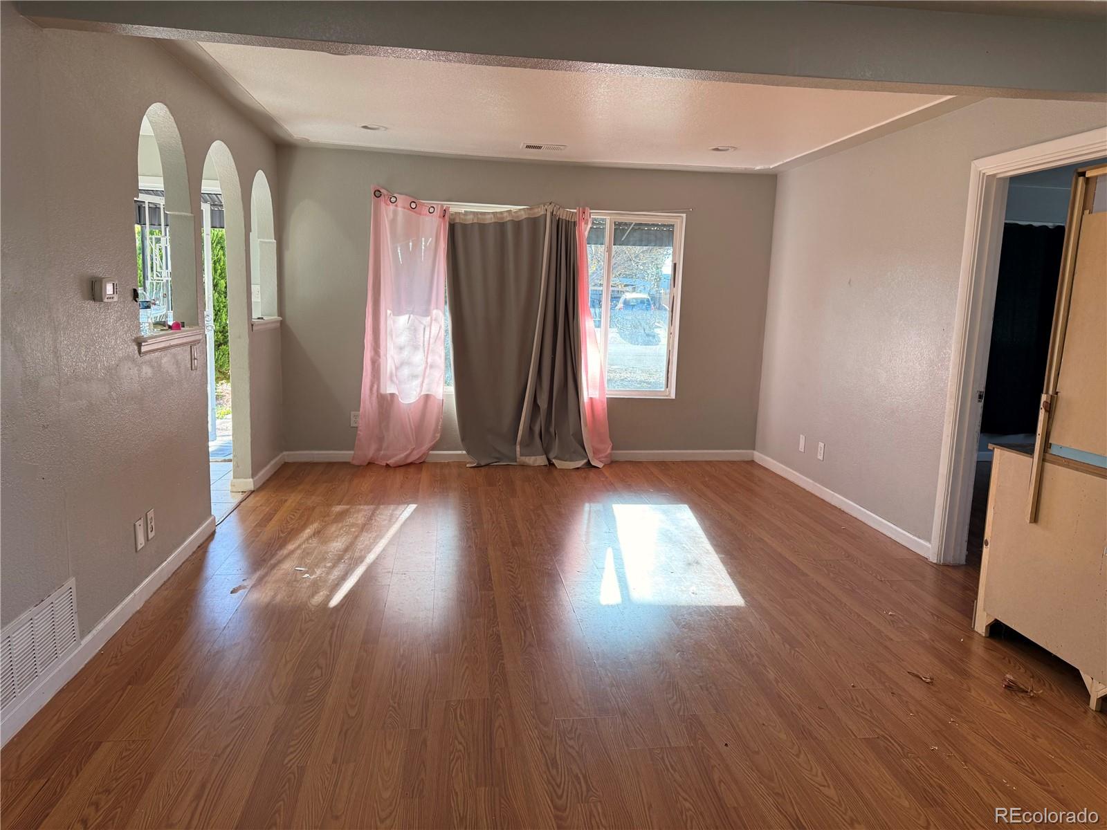 MLS Image #5 for 815  zion street,aurora, Colorado