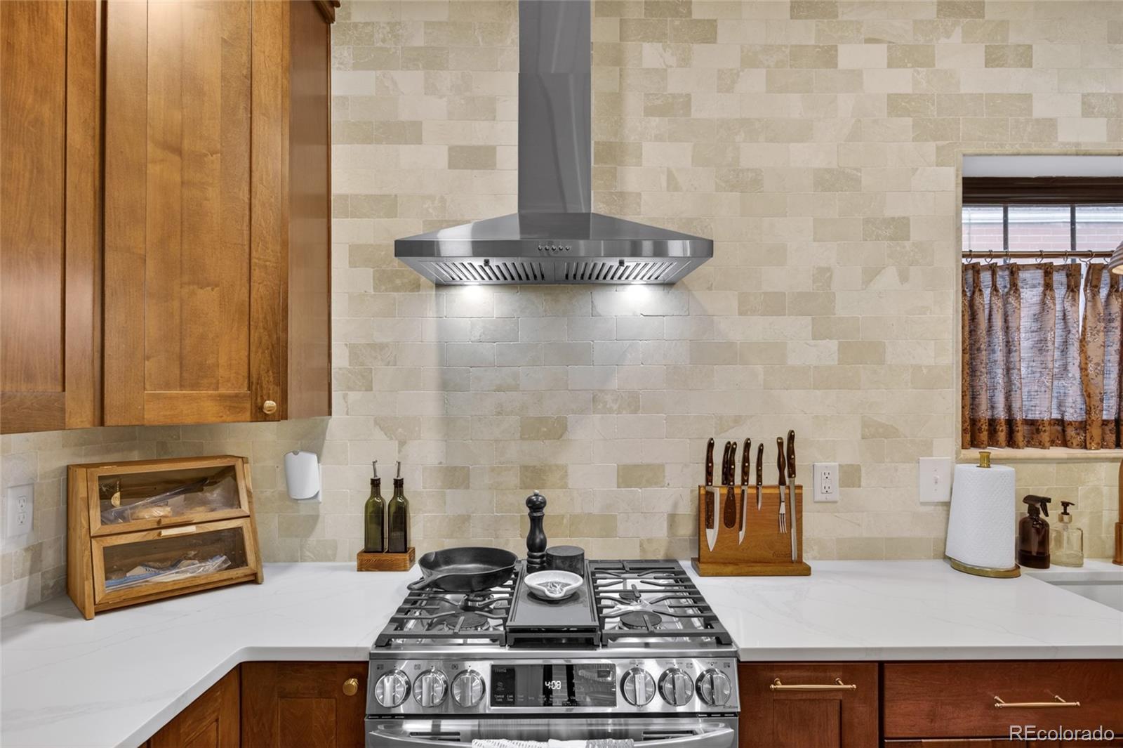 MLS Image #16 for 4148 n clay street,denver, Colorado