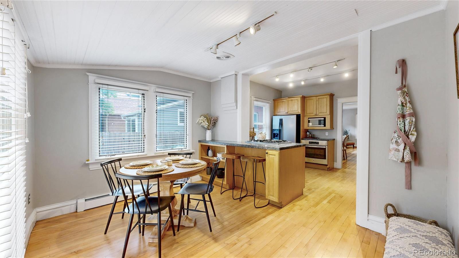 MLS Image #10 for 218 s emerson street,denver, Colorado