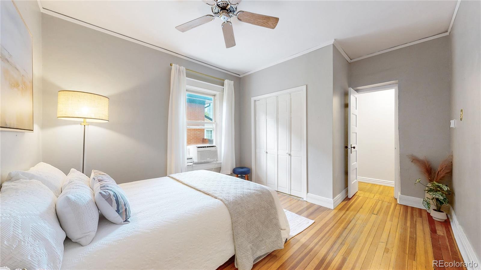 MLS Image #13 for 218 s emerson street,denver, Colorado