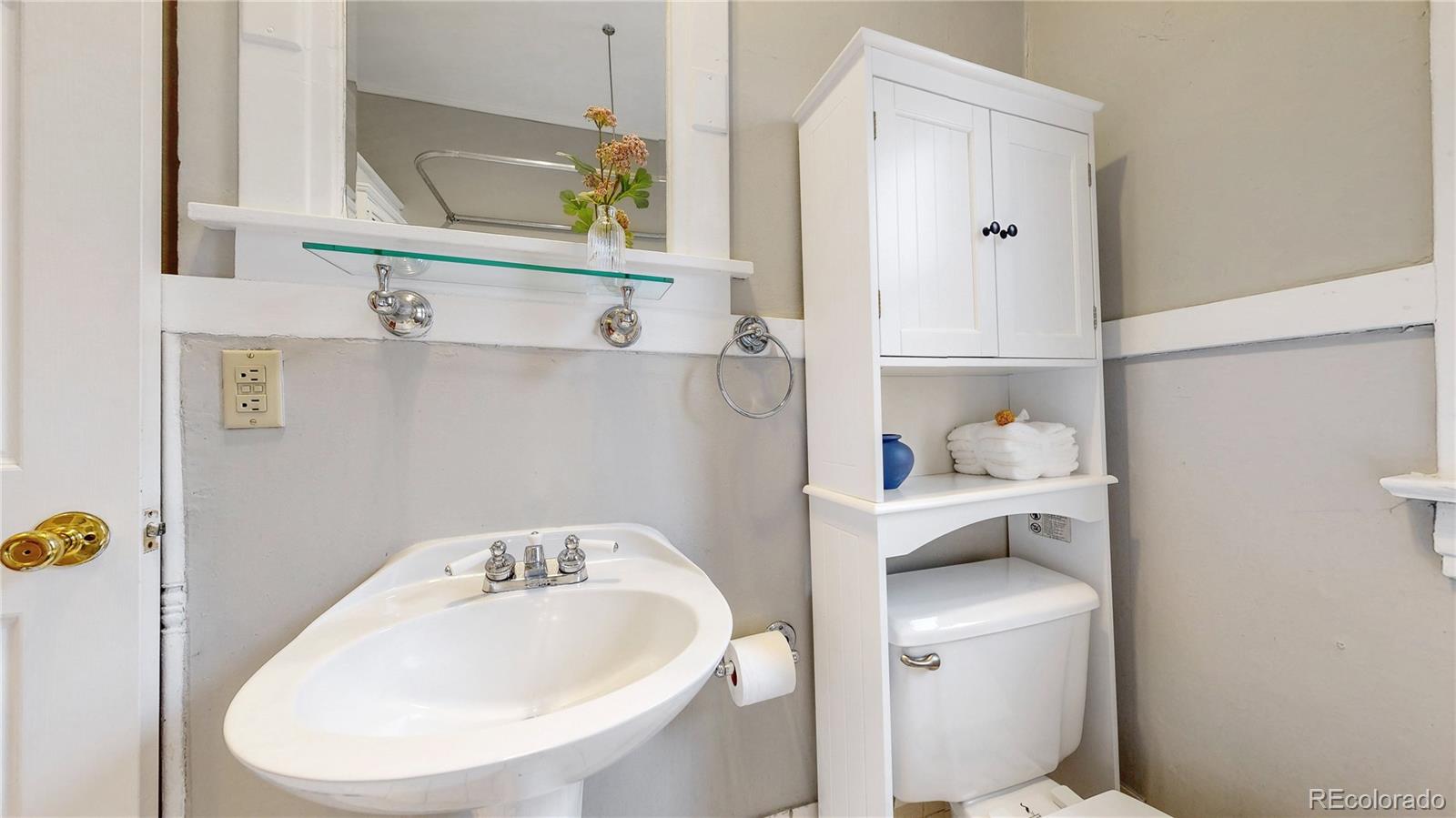 MLS Image #21 for 218 s emerson street,denver, Colorado