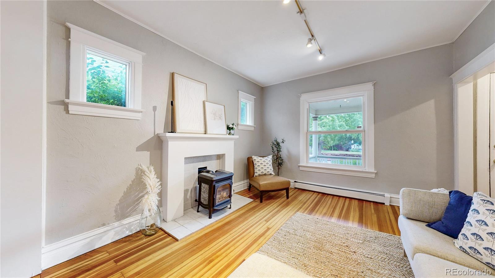 MLS Image #3 for 218 s emerson street,denver, Colorado